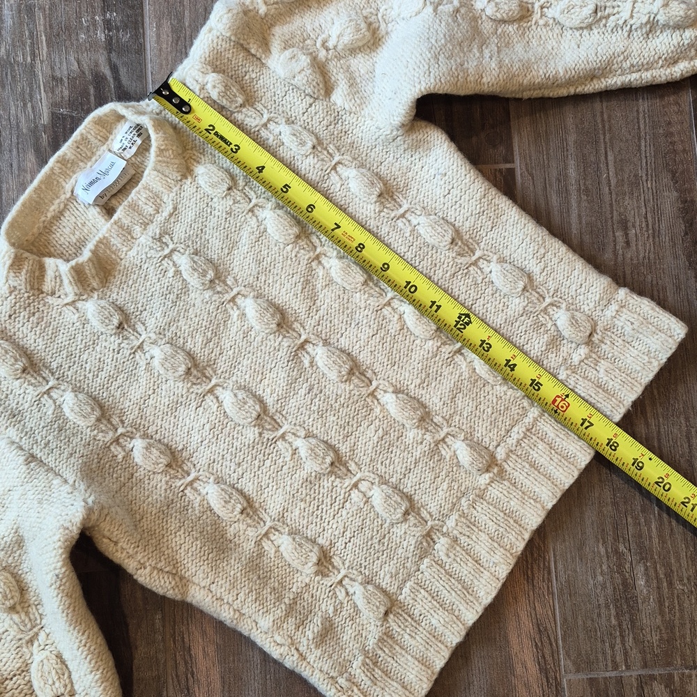Vtg Neiman Marcus 100% Wool 3/4 Puff Sleeve Knit Sweater, XS - Picture 4 of 16